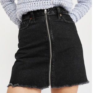 Abercrombie & Fitch Zipper Denim Mini Skirt